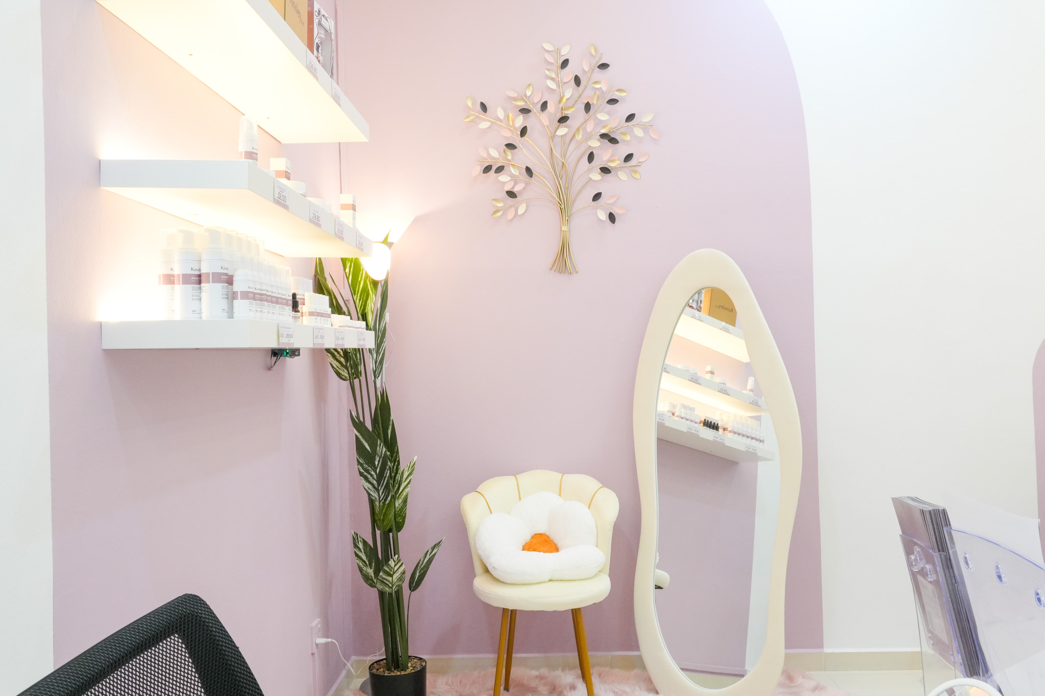 INSTAGRAM CORNER
